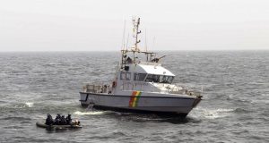 5 marins sénégalais portés disparus : le film de l’interception du « navire voyou » par la Marine