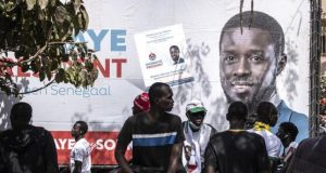 Pastef contraint à l’innovation stratégique