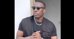 Nitdof raconte le comportement qu’il a eu en prison lorsque Sonko a été arrêté : « Il a fallu que le garde m’isole »