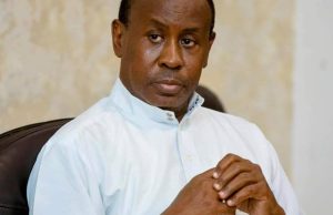 Le journaliste Adama Sow sur l’affaire des présumés homosexuels : « Déçu, dégoûté mais pas surpris car… »