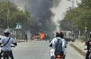 Manifestation de mécaniciens de l’avenue Bourguiba: Plusieurs véhicules calcinés, la police sur le qui-vive