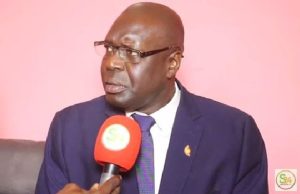 “Du sang sénégalais à l’ONU !” : Boubacar Seye critique la candidature de Macky Sall