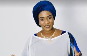 PORTRAIT -Madina Touré, l’itinéraire d’une femme de dossiers