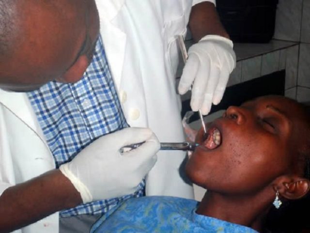 1-dentiste-pour-10-mille-senegalais