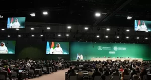 Les énergies fossiles en ligne de mire dès l’ouverture de la COP28 à Dubaï