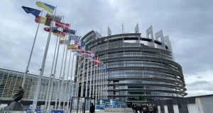 Niger: résolution du Parlement européen condamnant le coup d’État et exigeant la libération de Mohamed Bazoum