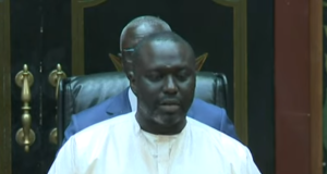 Cherté des denrées de consommation, modernisation des marches et compétitivité des PME : les préoccupations des députés face à Abdou Karim Fofana