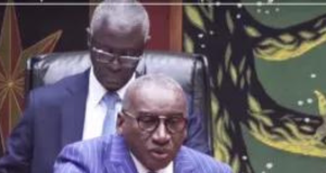 Organisation de la présidentielle par une personnalité neutre : l’opposition récuse, Sidiki Kaba rassure
