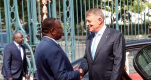 Le président de la Roumanie Klaus Lohannis hôte de Macky Sall : entre signature d’accords et visite de sites culturels