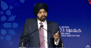 Ajay Banga pointe les missions de la Banque Mondiale face au réchauffement climatique à Marrakech, et revient sur leur importance