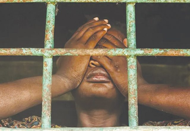 avec-174-cas-enregistres-la-tuberculose-ronge-le-milieu-carceral