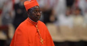 Cérémonie de dédicace : Cardinal Théodore Adrien Sarr présente son livre