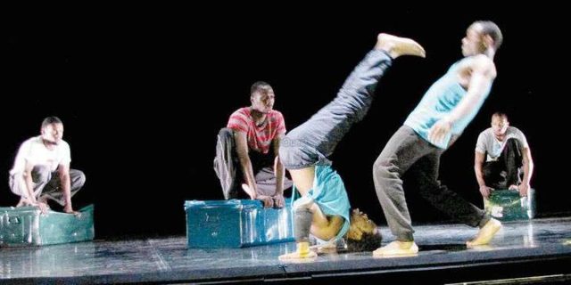 danse-3e-edition-du-ficek-six-danseurs-rufisquois-selectionnes-pour-kabadio