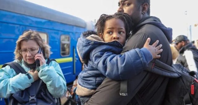 guerre-en-ukraine-situation-des-senegalais-moise-sarr-rassure