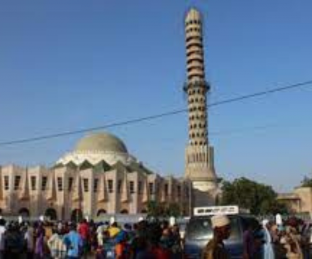 lancement-dune-caravane-de-collecte-de-fonds-pour-la-grande-mosquee-de-tivaouane