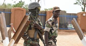 Le Burkina Faso autorise l’envoi d’un contingent militaire au Niger