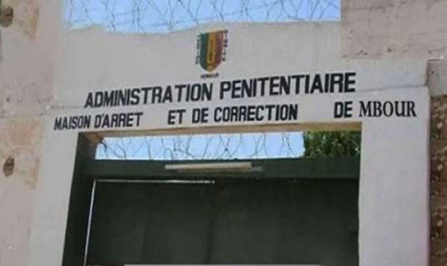 mac-de-mbour-bataille-sanglante-entre-gardes-du-corps-de-sonko-et-des-gangsters