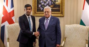 Mahmoud Abbas met en garde contre toute tentative de déplacement forcé du peuple palestinien