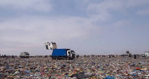 Meubeuss, une décharge de 3000 tonnes de déchets par jour
