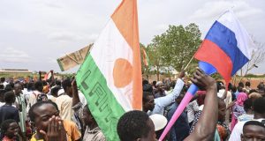 Niger: des milliers de personnes ont manifesté près de la base militaire française à Niamey