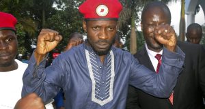 Ouganda : la police suspend une campagne de mobilisation de l’opposition