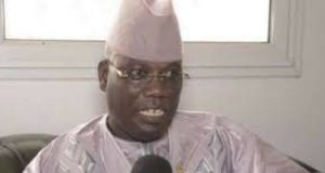 PRÉSIDENTIELLE 2024:Le candidat de la « Coalition Nekaalfi Askan wi », Cheikh Bara Dolly, affirme des milliers de jeunes ont bravé les profondeurs de l’océan avec des embarcations de fortune pour fuir le pays