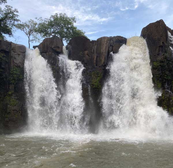sur-la-route-de-fongolimbi-a-la-decouverte-des-cascades-de-counsi