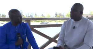 YÉKINI SE LIVRE : « ON A COUPÉ UNE PARTIE DE MES FLANCS POUR LA PLACER À MON GENOU…J’AI ÉCHAPPÉ À UNE PARALYSIE »