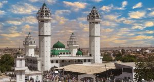 Ziarra Léona Niassène : C’est la grande affluence dans la cité de Mame Khalifa Niass.