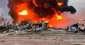 Incendie à Kaloum: le Gouvernement fait le bilan de la mi-journée