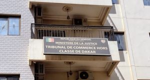 Tribunal du commerce-pour une résolution plus rapide et plus paisible des litiges : des juristes préconisent le recours à des modes alternatifs de règlement