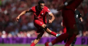 PL : Liverpool s’offre Fulham dans un match fou et grimpe à la deuxième place, Chelsea résiste à Brighton sous une pluie de buts