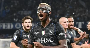 Serie A : Victor Osimhen guide le Napoli contre Cagliari
