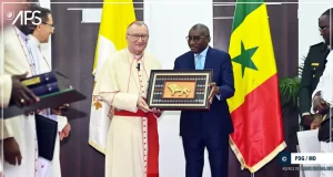 Dialogue des religions et crise migratoire dans l’audience accordée par Sidiki Kaba au secrétaire d’État du Saint-Siège
