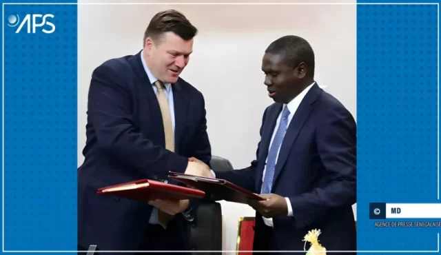 xSenegalRoyaumeUniSigneTraiteCooperationDefenseSecurite-1-850x491.jpg.pagespeed.ic_.1DoM-ov2R5.webp.webp