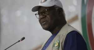 Sierra Leone: l’ex-président Koroma inculpé pour son rôle présumé dans les évènements du 26 novembre