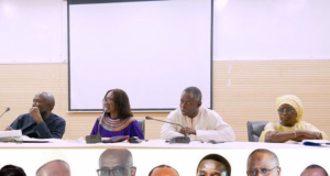 Application des recommandations de la commission de réforme des institutions (CNRI) : huit candidats s’engagent