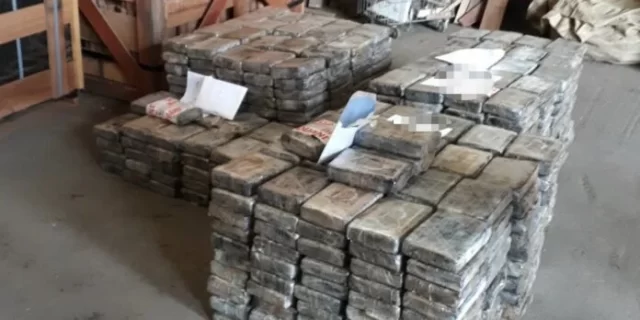 comment-le-bresil-est-devenu-la-plaque-tournante-du-trafic-de-cocaine-696x348-1.webp.webp