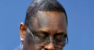 « Nous annoncer aujourd’hui qu’il (Macky Sall Ndlr) partira bel et bien le 02 avril, c’est comme nous apprendre que l’eau est mouillée ! », ironise Aminata Touré