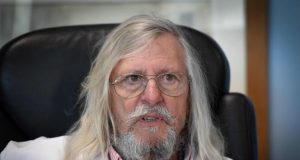 Didier Raoult perd son procès contre l’infectiologue qui l’accusait de proférer des « foutaises »