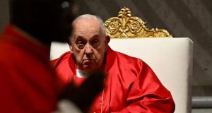 Le pape François attendu à Rome pour les célébrations de Pâques malgré des inquiétudes sur sa santé
