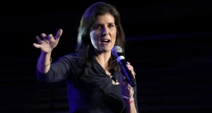 États-Unis: Nikki Haley se retire de la primaire républicaine et laisse le champ libre à Donald Trump