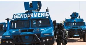 « Non la gendarmerie nationale n’est pas mise sous tutelle de l’armée !! » (Par Seydina Oumar Touré)