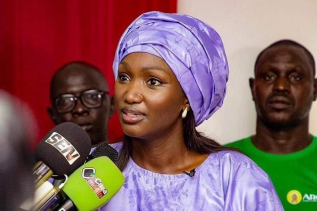 anta-babacar-ngom-copie_2769_1.jpg