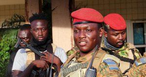 Un soldat et un VDP burkinabè arrêtés en Côte d’Ivoire