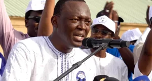 Tchad: le Premier ministre Succès Masra investi candidat à la présidentielle par son parti