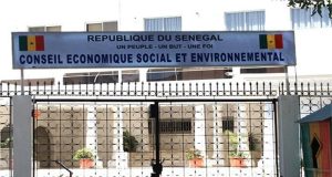 Traitement princier, avantages indécents : l’honorariat adoube le CESE