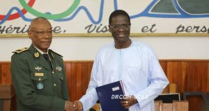 Recherches et formation stratégique : l’Ucad signe une convention de partenariat avec l’institut de Défense du Sénégal