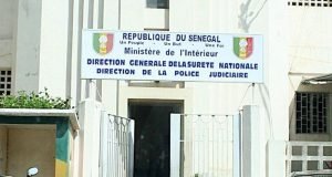 Expulsé de France, le prêcheur Ahmadou Kaba en garde à vue à la DIC