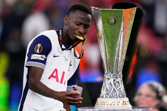 pape matar trophee